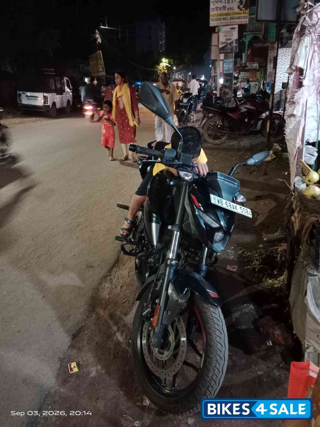 Black Bajaj Pulsar N160 Dual Channel ABS