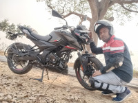 Black Bajaj Pulsar N160 Dual Channel ABS
