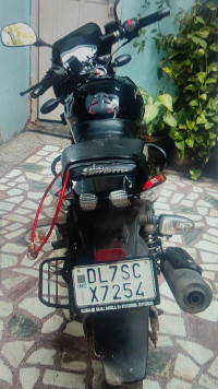Bajaj Pulsar 125 Neon Disc Single Seat
