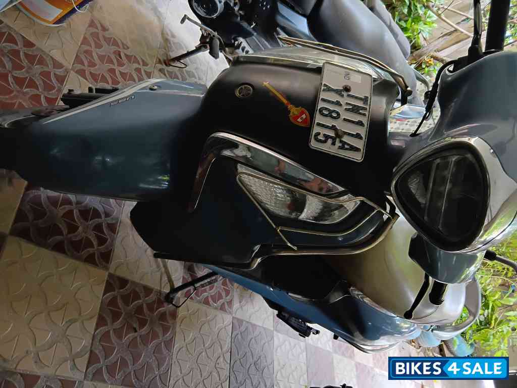 Blue Yamaha Fascino 125 Fi Hybrid