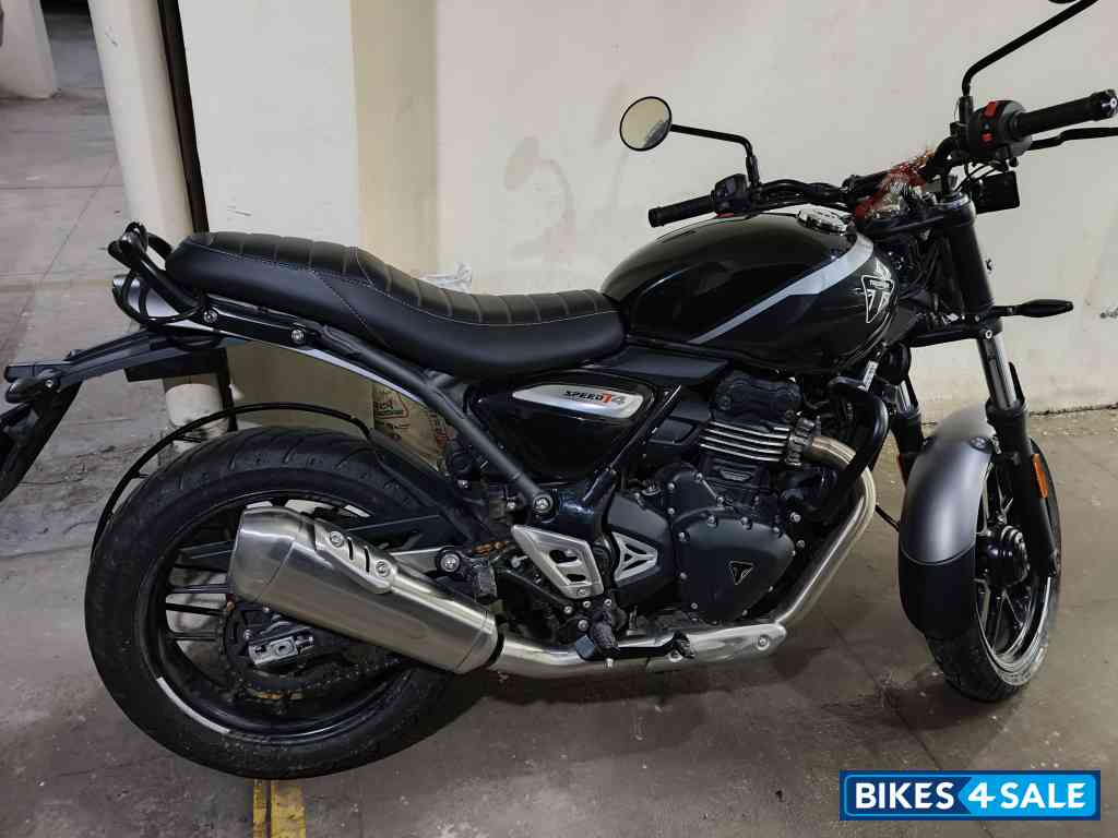 Triumph Speed T4