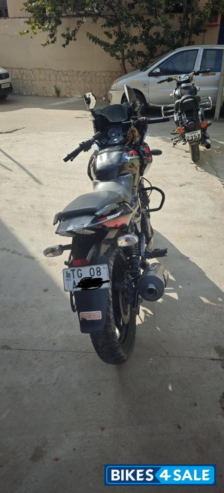 Bajaj Pulsar 220F BS6