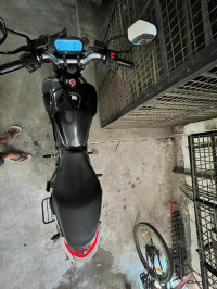 Black Revolt RV 400