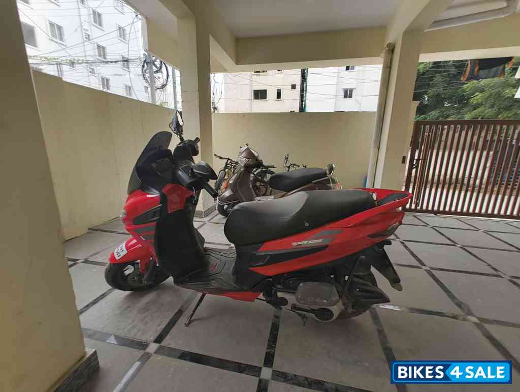 Aprilia SXR 125 Aprilia SXR 125