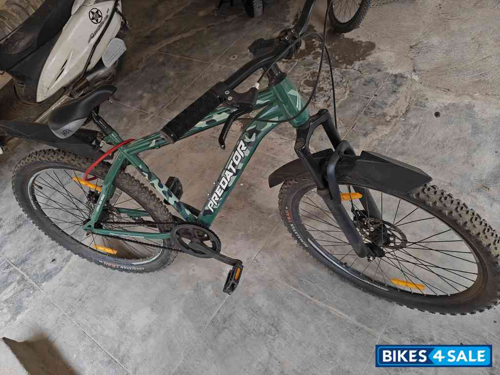 Bicycle  HRX Predator Camoflouge