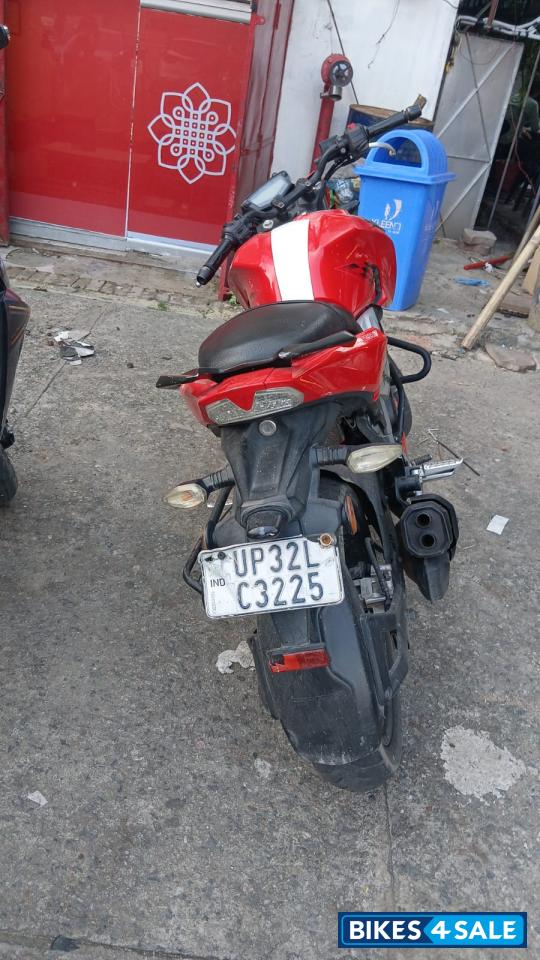 TVS Apache RTR 160 4V