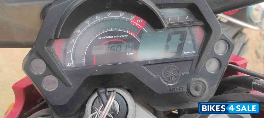 Dual Tone: Red & Grey Yamaha FZ-S Dual Tone: Red & Grey Yamaha FZ-S