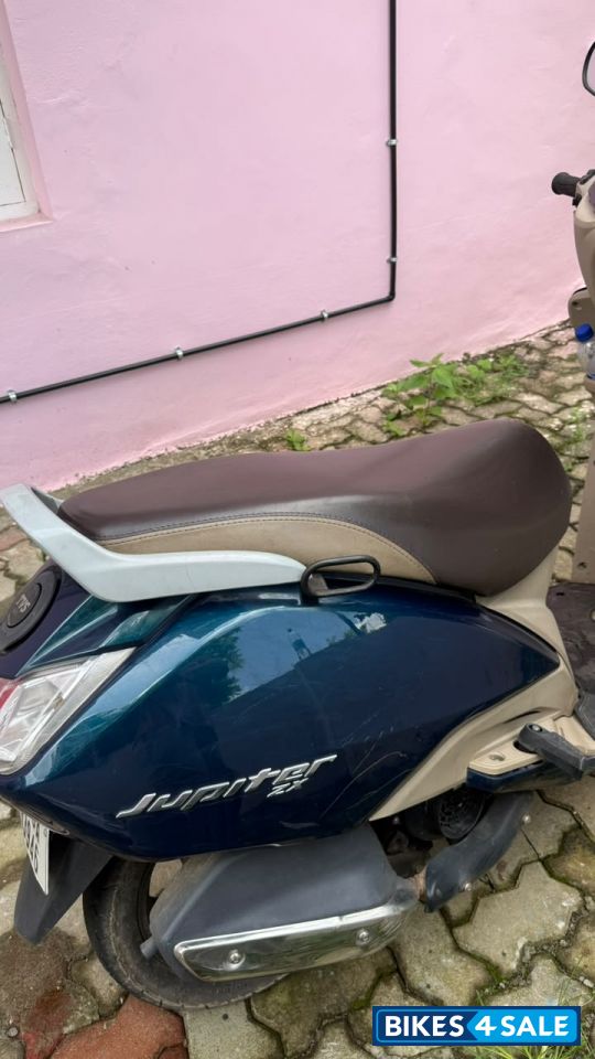 TVS Jupiter ZX Drum SmartXonnect