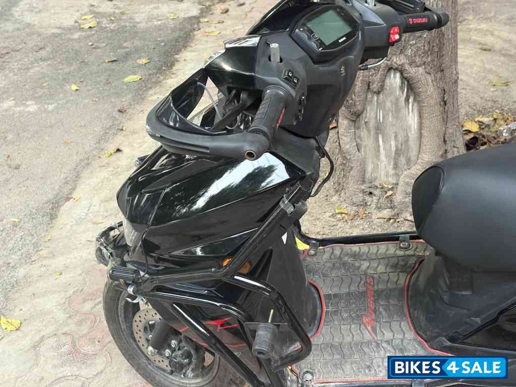 Suzuki Avenis 125 Ride Connect Edition Suzuki Avenis 125 Ride Connect Edition