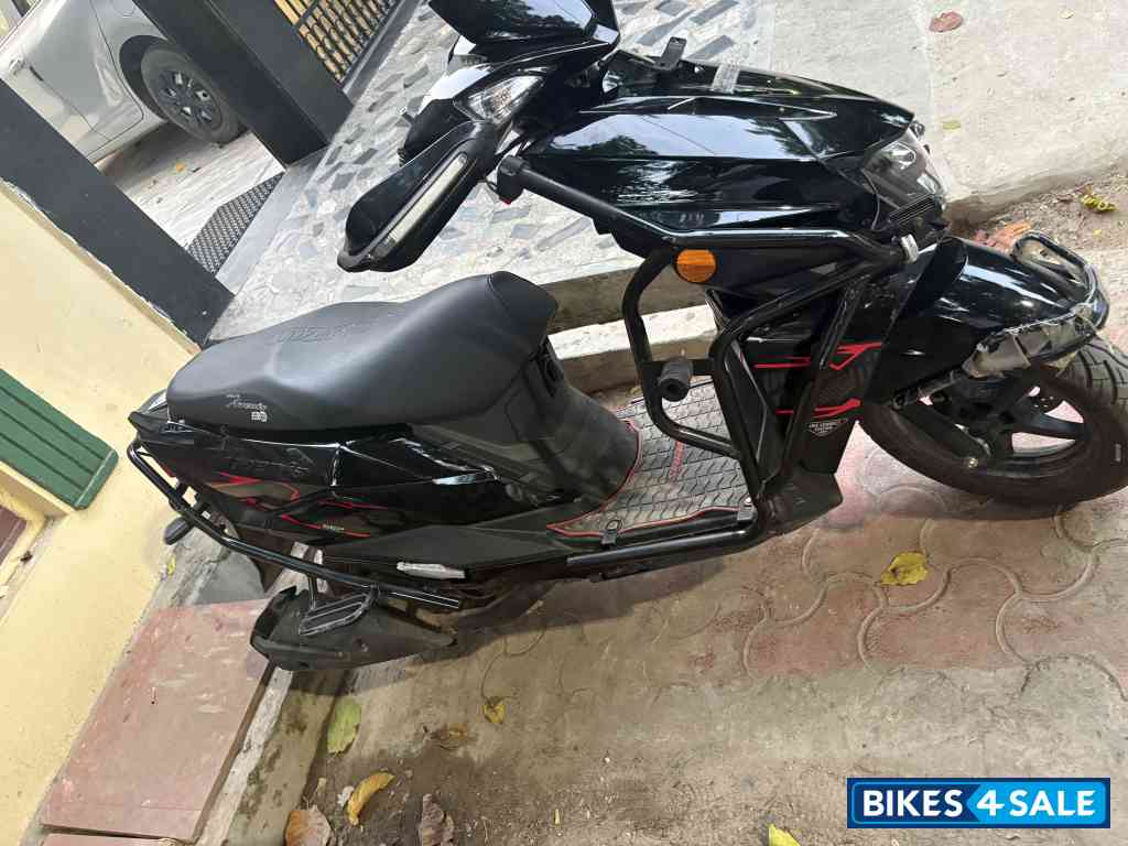 Suzuki Avenis 125 Ride Connect Edition Suzuki Avenis 125 Ride Connect Edition