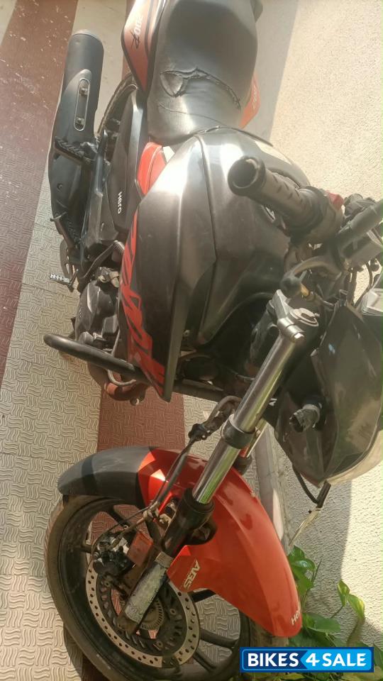 Black Orange Hero Xtreme 200R