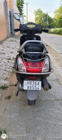 Black Honda Activa