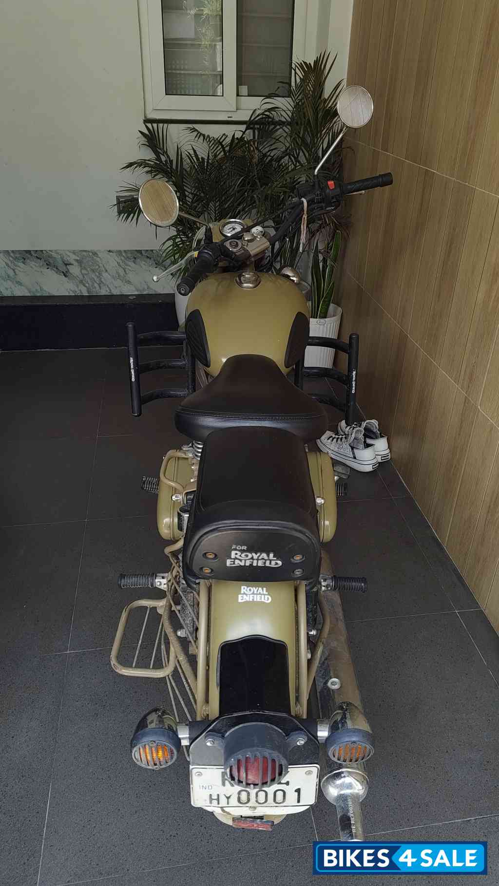 Royal Enfield Classic Desert Storm Royal Enfield Classic Desert Storm