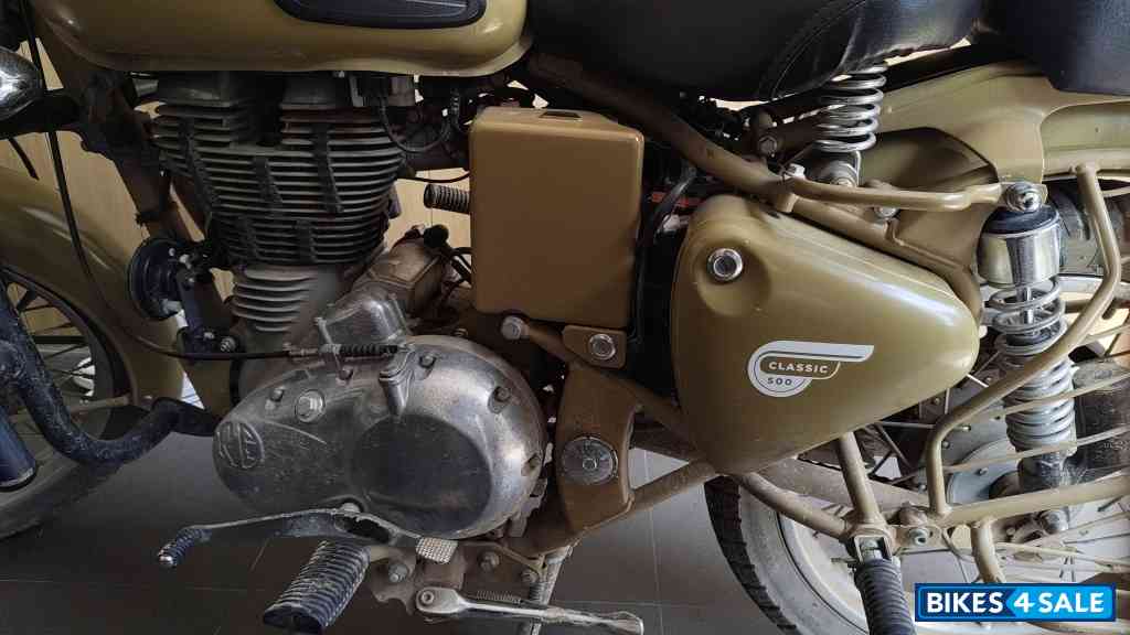 Royal Enfield Classic Desert Storm Royal Enfield Classic Desert Storm