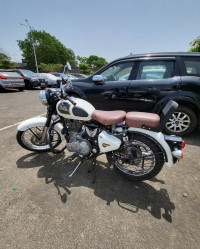Royal Enfield Classic 350