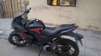 Black Suzuki Gixxer SF