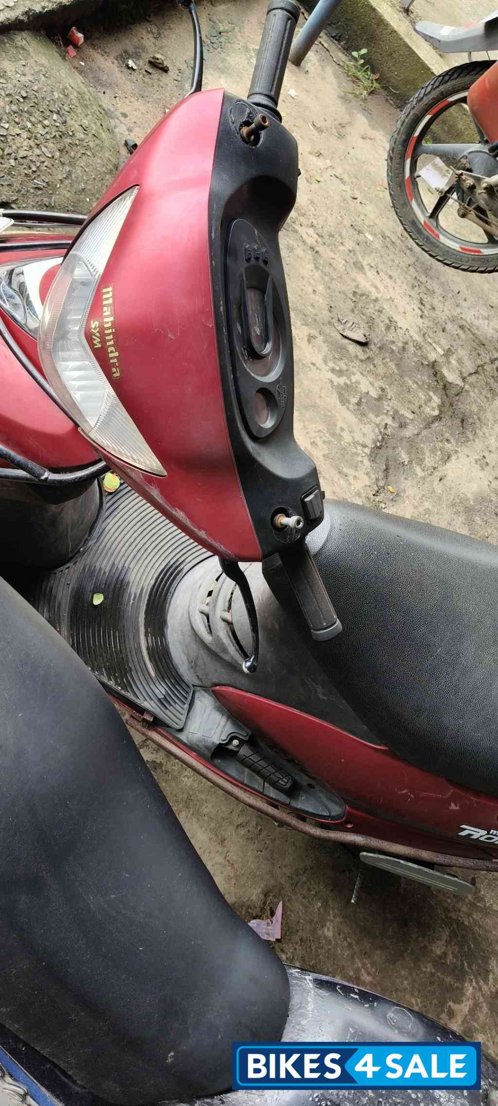 Mahindra Rodeo