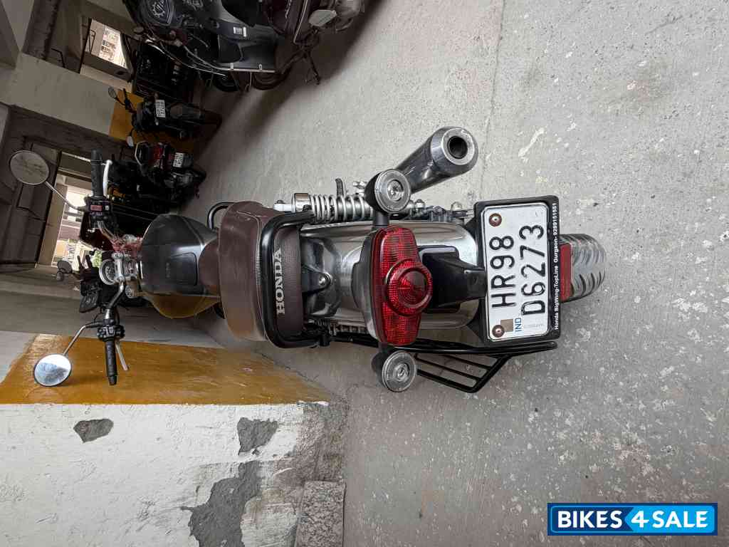 Matt Grey Honda Hness CB350 DLX