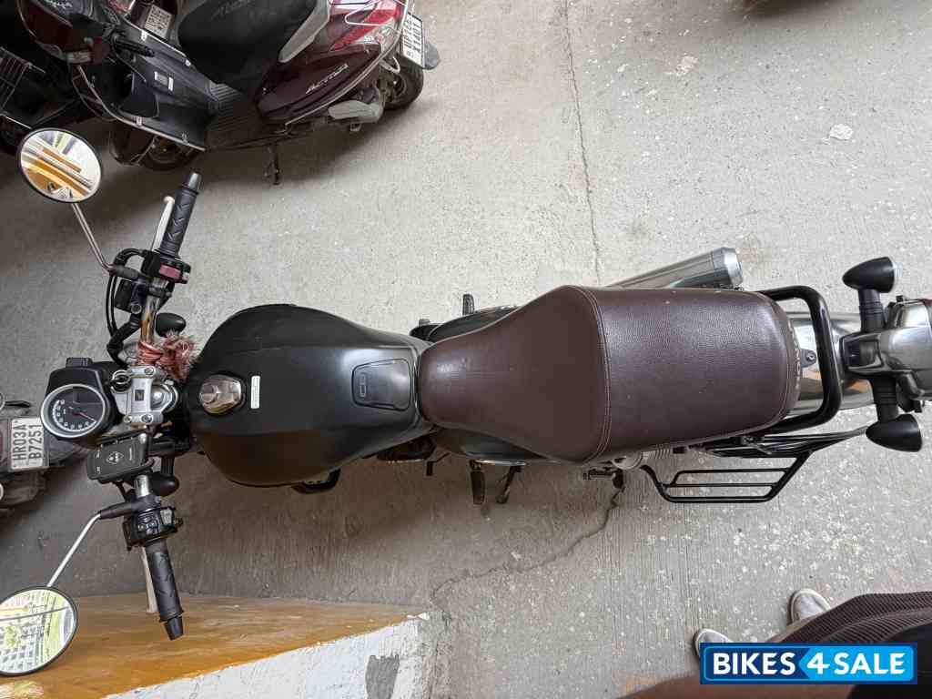 Matt Grey Honda Hness CB350 DLX