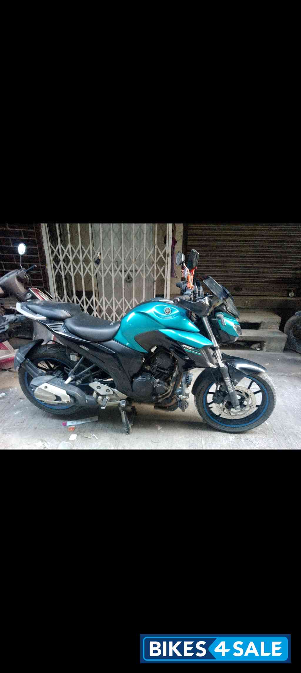 Yamaha FZS 25 Yamaha FZS 25