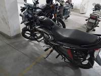 Black Honda Dream Yuga