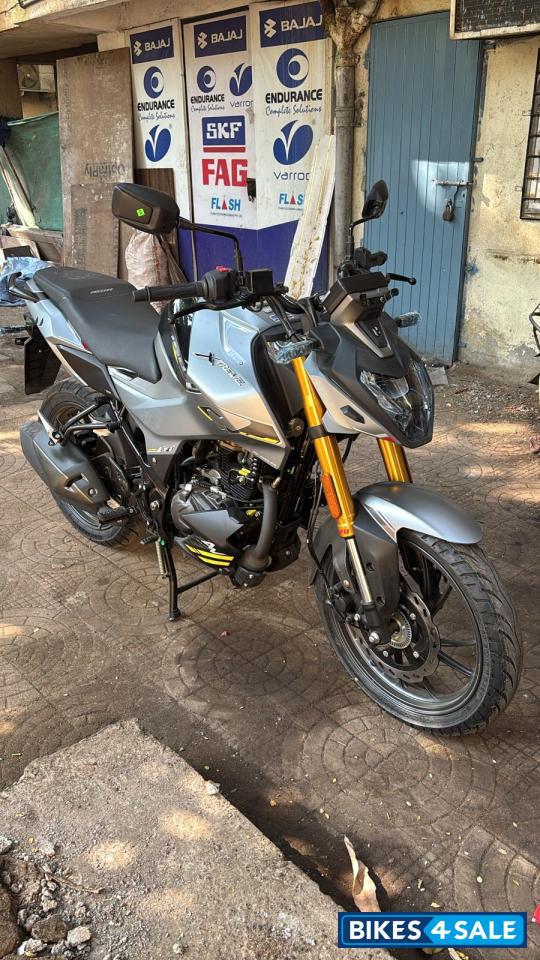 Hero Xtreme 160R 4V Combat Edition Hero Xtreme 160R 4V Combat Edition