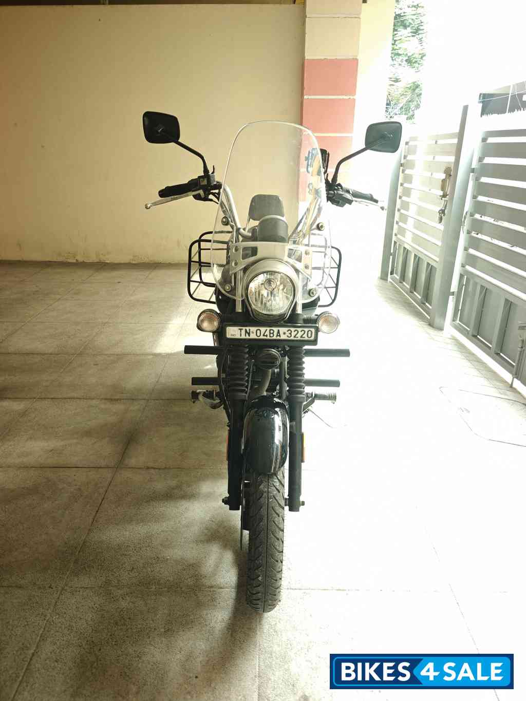 Bajaj Avenger Street 160 BS6 Bajaj Avenger Street 160 BS6