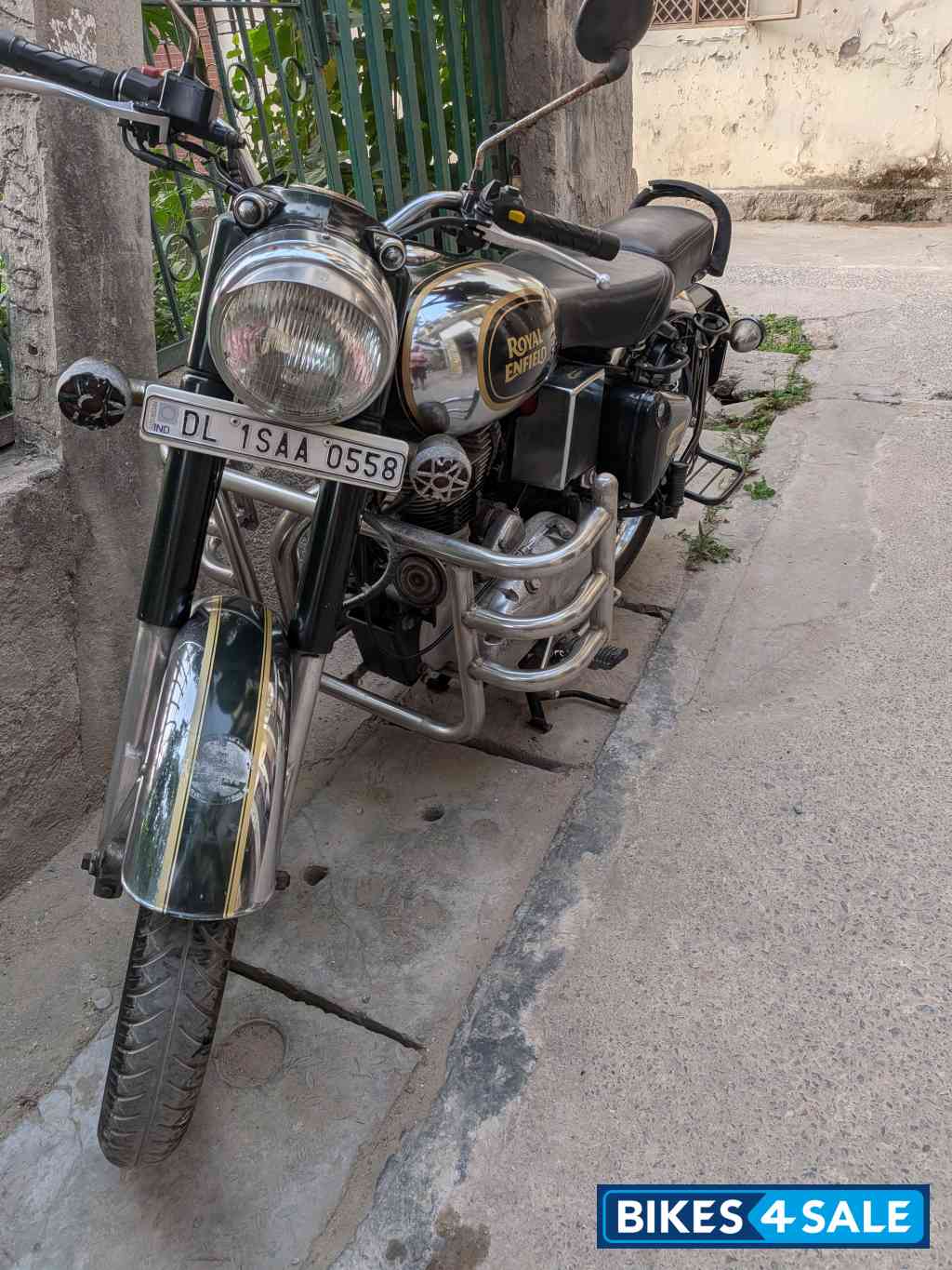 Forest Green ( Classic Crome) Royal Enfield Classic Chrome