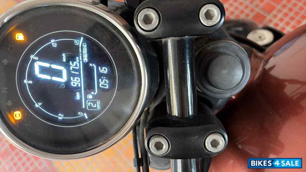 Jawa 42 Bobber Dual Channel ABS Jawa 42 Bobber Dual Channel ABS