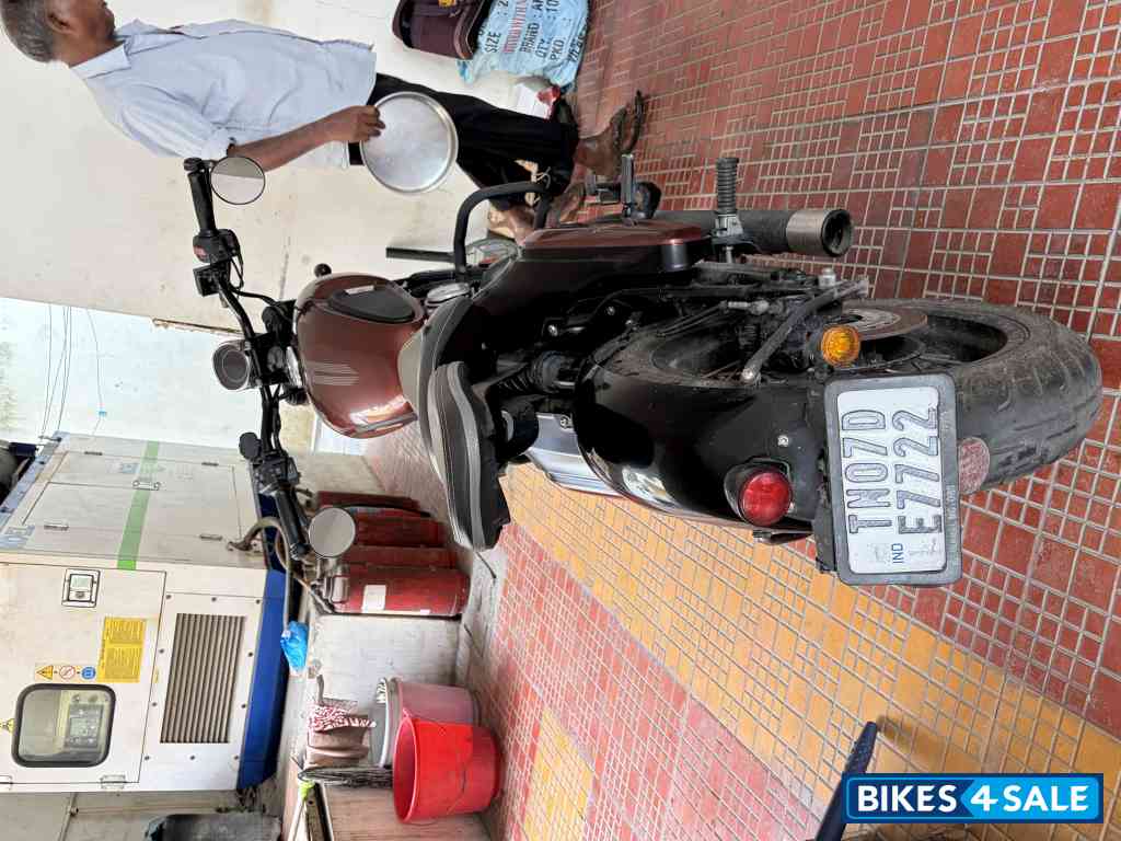 Jawa 42 Bobber Dual Channel ABS Jawa 42 Bobber Dual Channel ABS