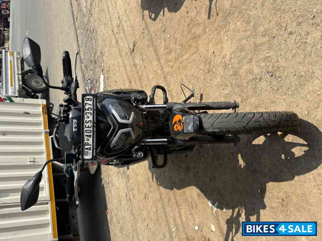Wicked Black TVS Raider SX