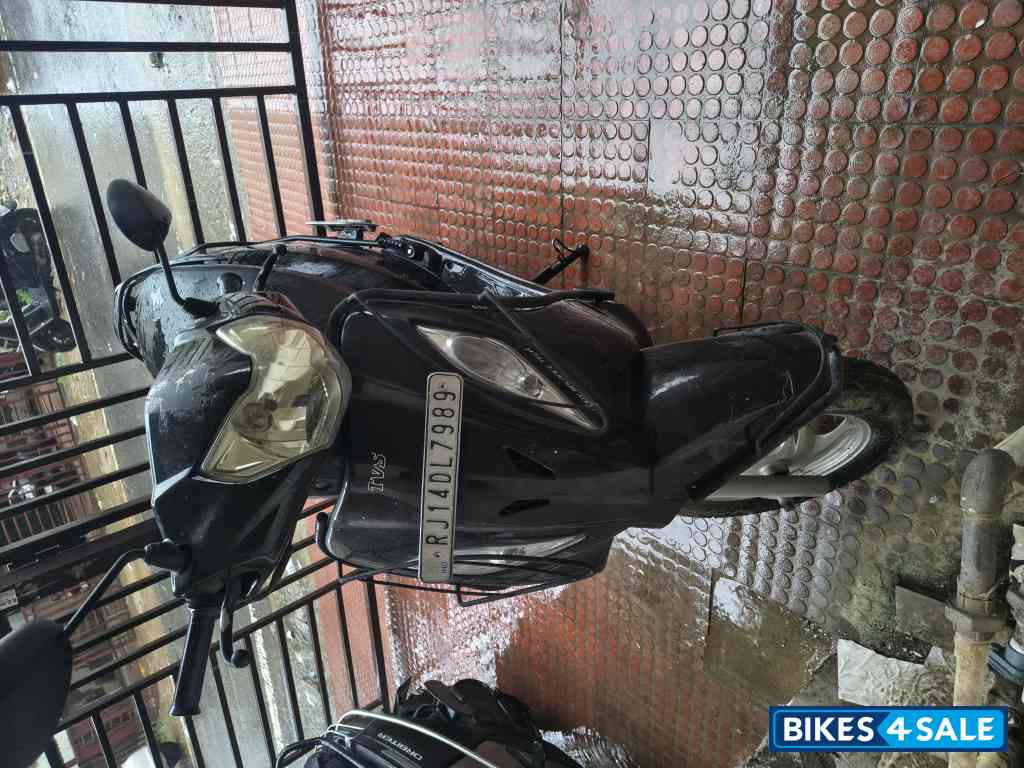 Black TVS Wego