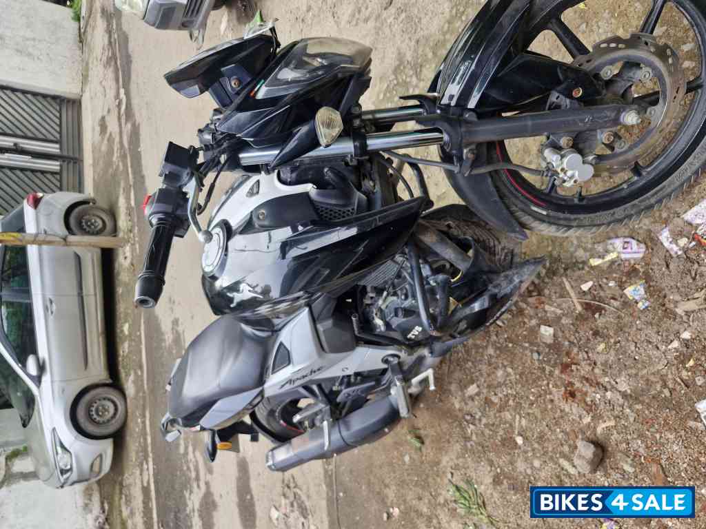 TVS Apache RTR 160 4V TVS Apache RTR 160 4V