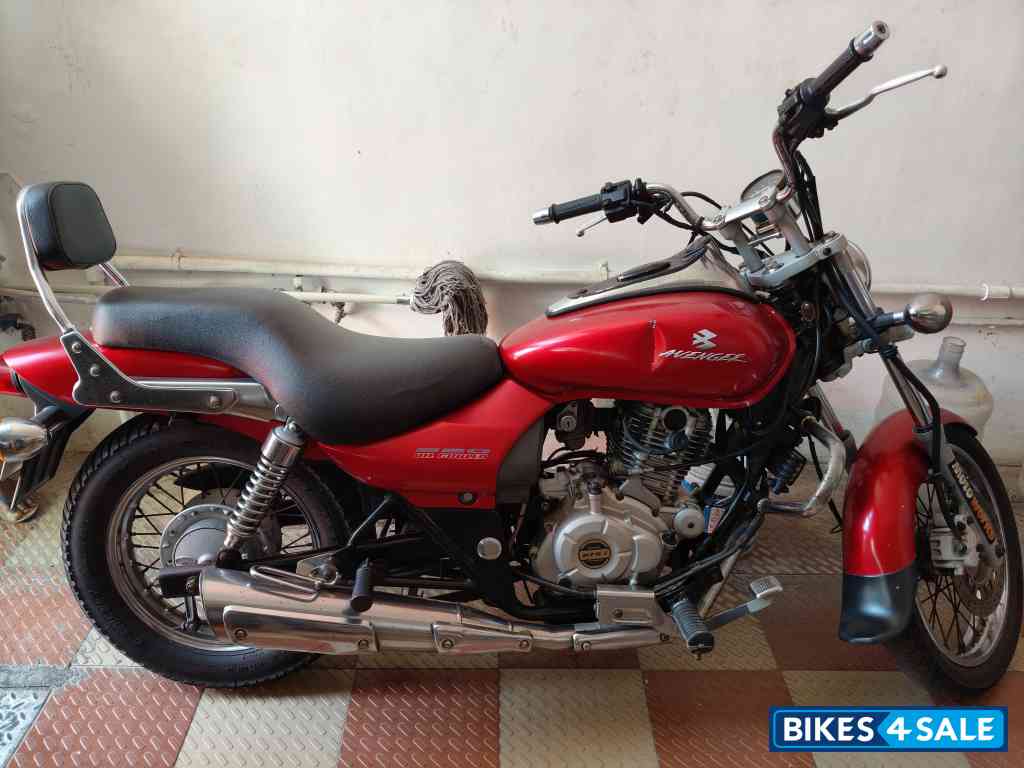 Bajaj Avenger 220 DTS-i Bajaj Avenger 220 DTS-i