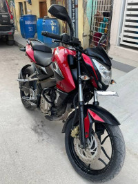 Red Bajaj Pulsar NS200
