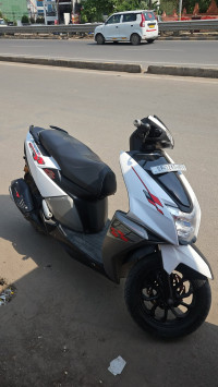Matte White TVS NTORQ 125