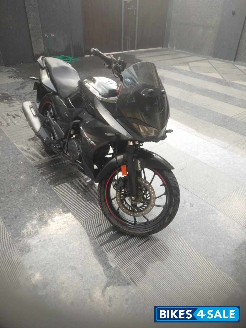 Hero Xtreme 200S