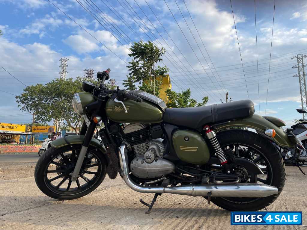 Military Green Jawa 42 Dual Channel ABS Cosmic Carbon