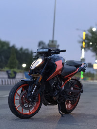 KTM Duke 200 2024