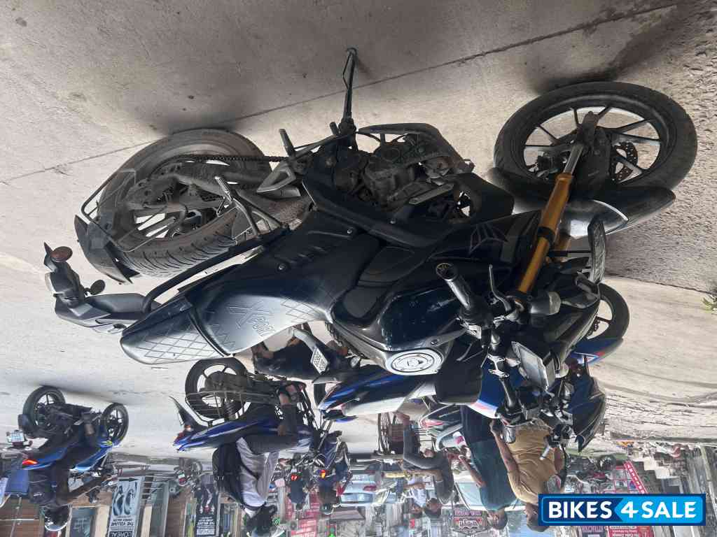 Black Yamaha MT-15 Ver 2.0