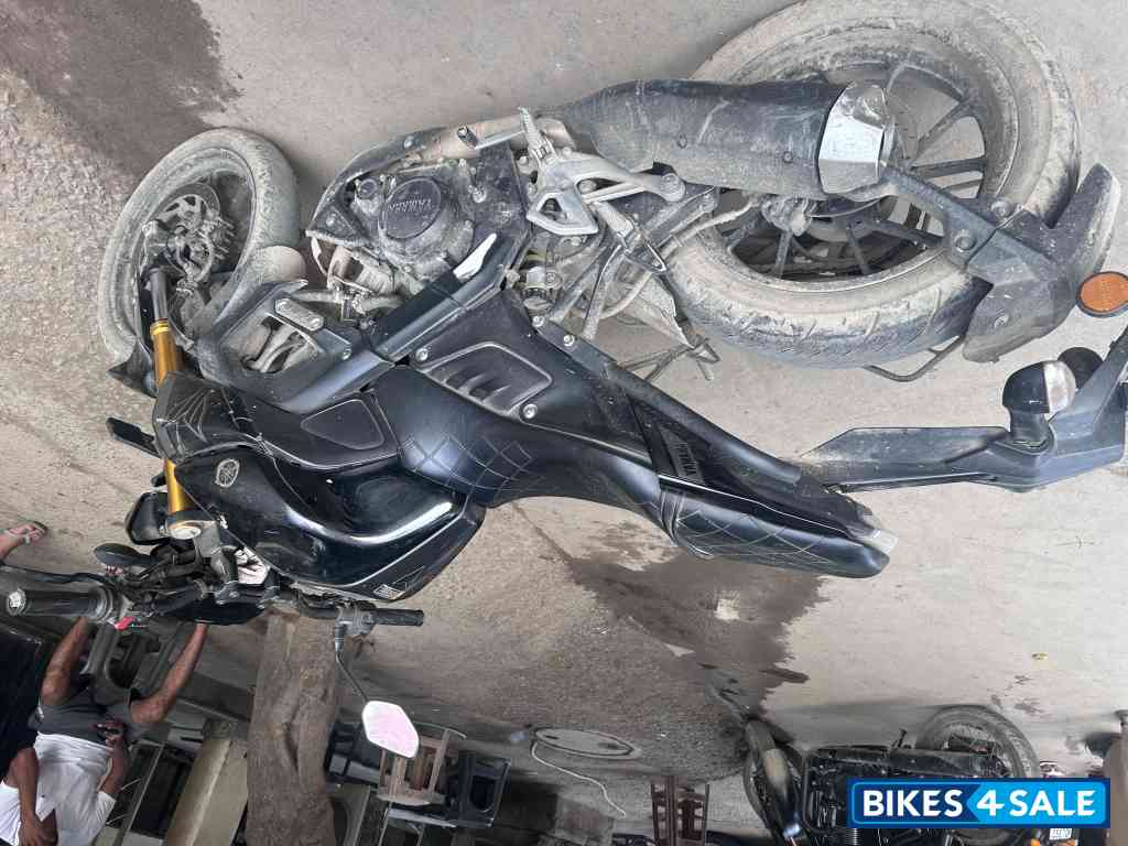 Black Yamaha MT-15 Ver 2.0
