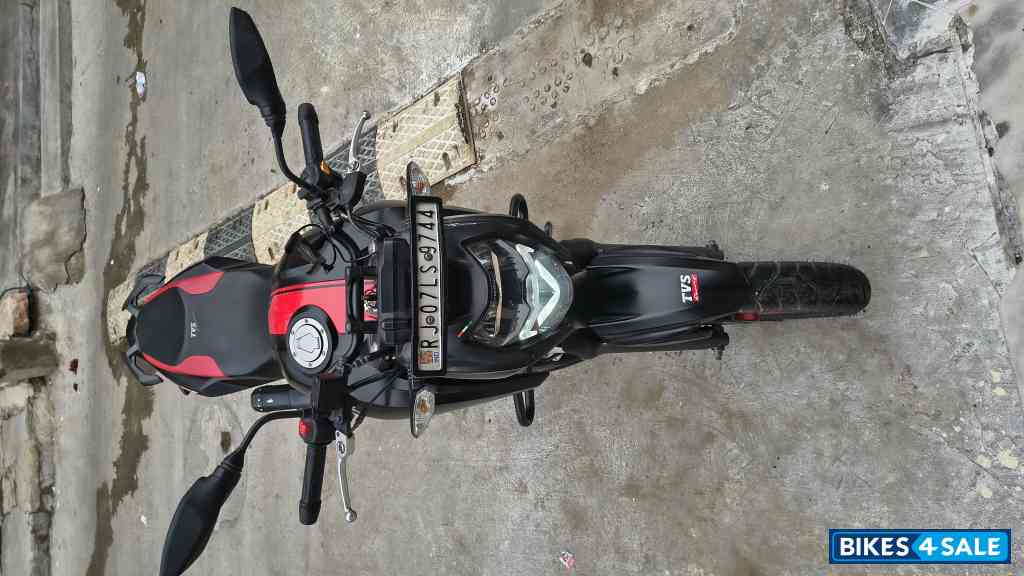 TVS Apache RTR 160 4V Special Edition