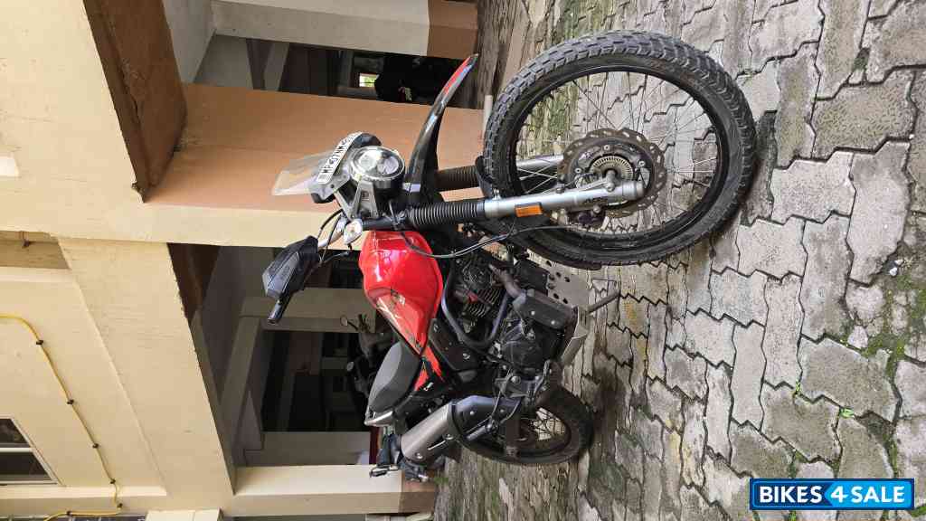 Hero XPulse 200 BS6