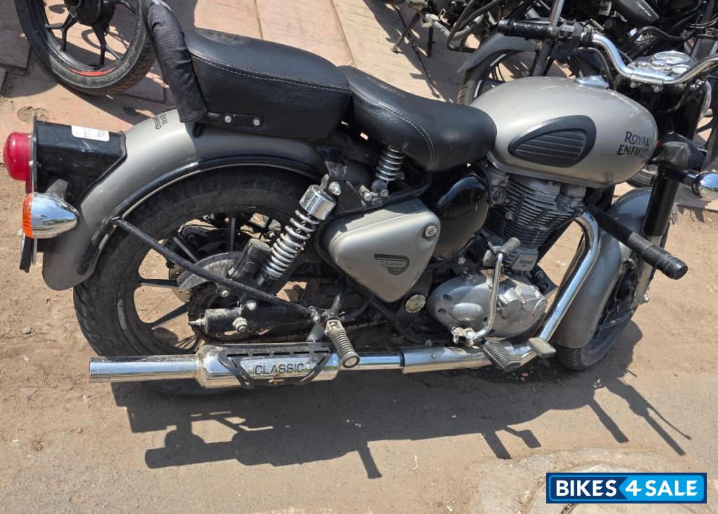 Royal Enfield Bullet 350 Royal Enfield Bullet 350