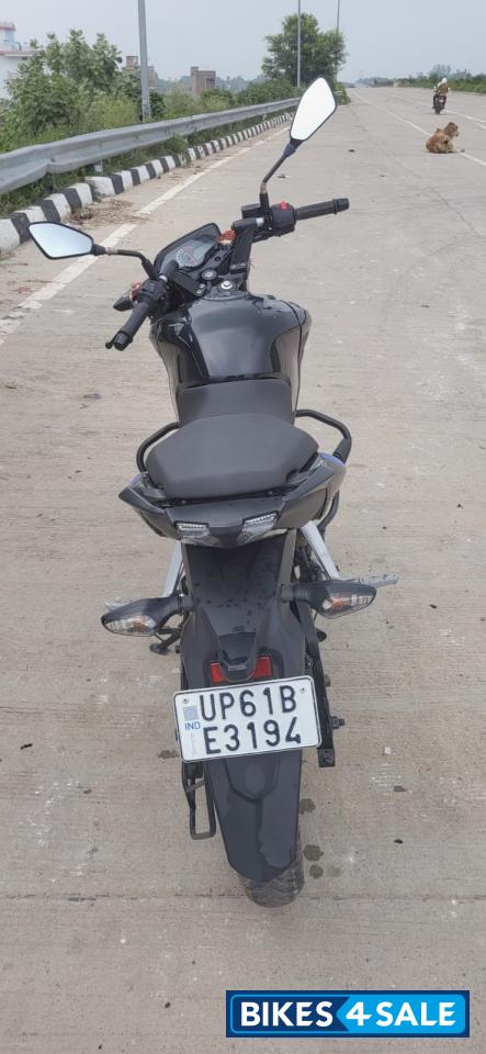 Bajaj Pulsar P150 Twin Disc Split Seat Bajaj Pulsar P150 Twin Disc Split Seat