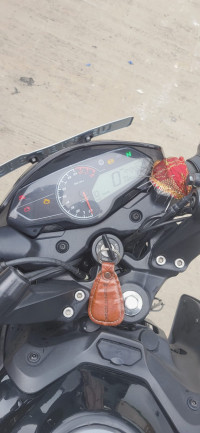 Bajaj Pulsar P150 Twin Disc Split Seat