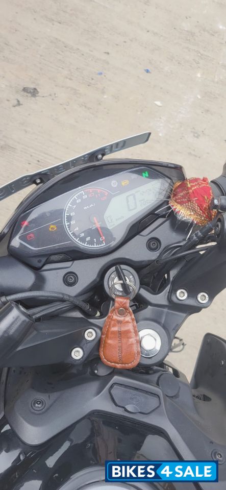 Bajaj Pulsar P150 Twin Disc Split Seat Bajaj Pulsar P150 Twin Disc Split Seat
