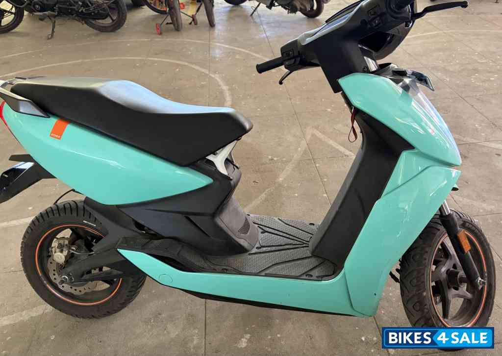 Mint Green Ather 450X Mint Green Ather 450X