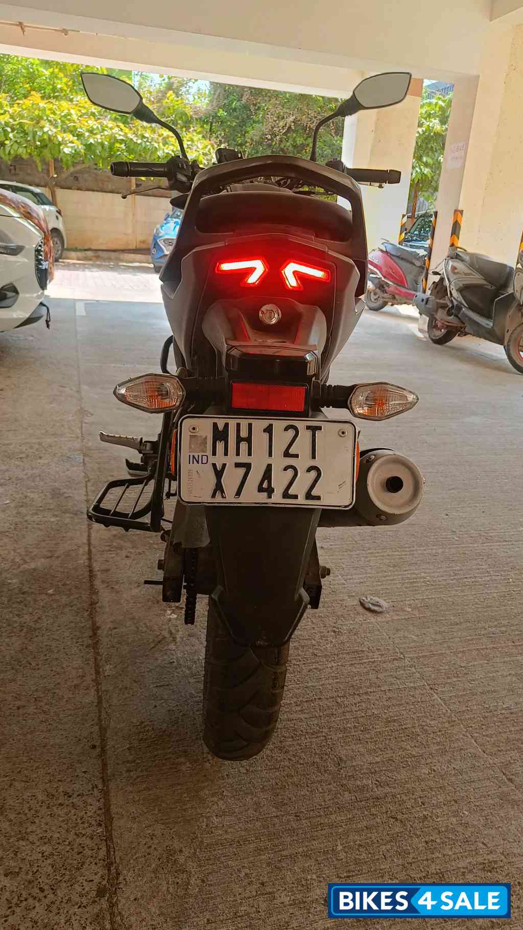 TVS Raider Split Seat TVS Raider Split Seat