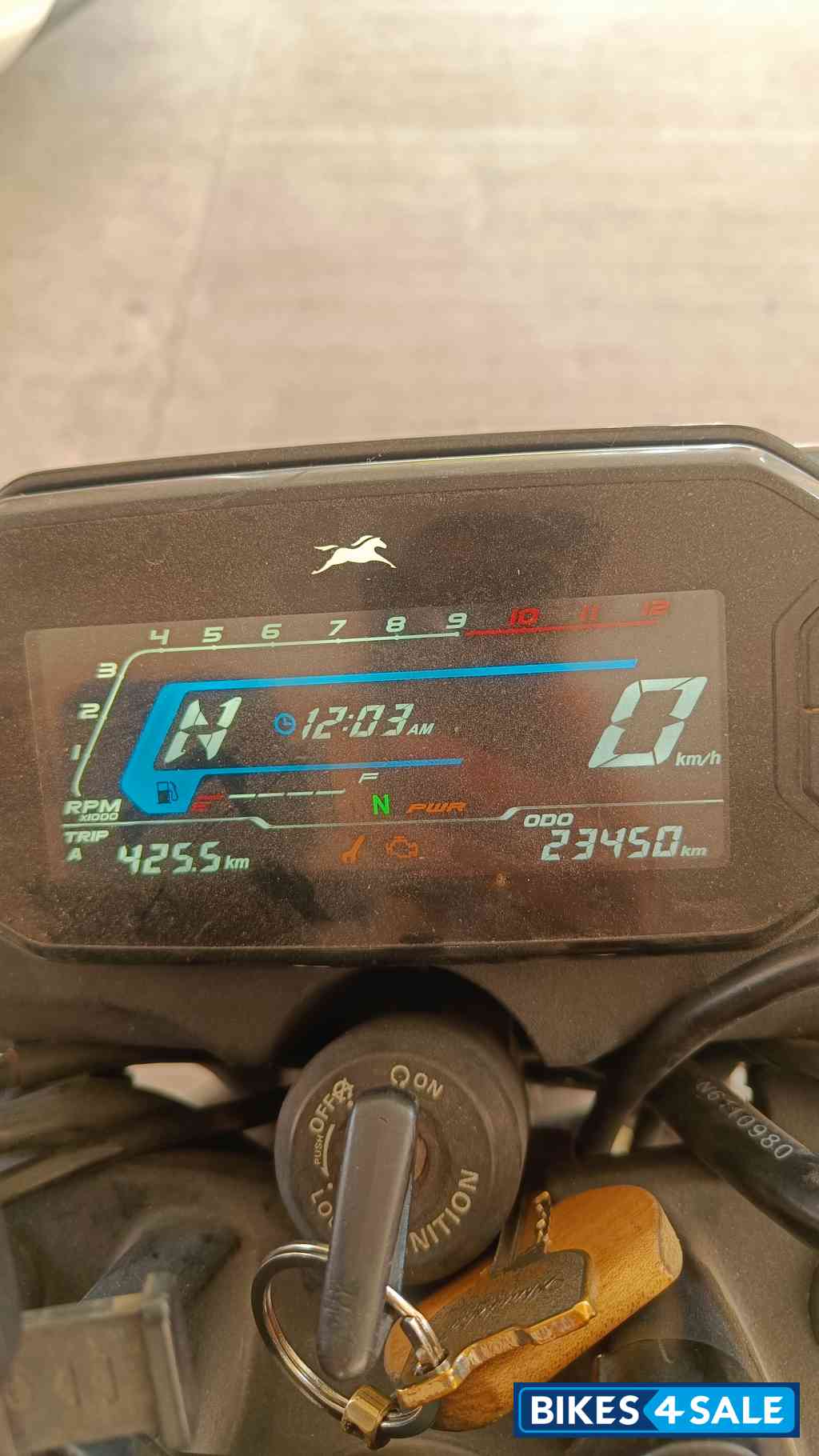 TVS Raider Split Seat TVS Raider Split Seat